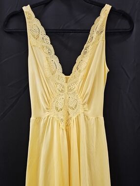 Olga Pale Yellow Lace-Trim Night Chemise